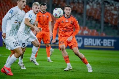 Bruk-Bet z kolejnym zwycięstwem! Arka bez szans w Niecieczy