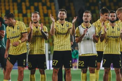GKS Katowice przegrał i żegna się z europejskimi pucharami. Piłkarzem pokazali jednak charakter i walczyli do końca (fot. facebook.com/GKSKatowice) 