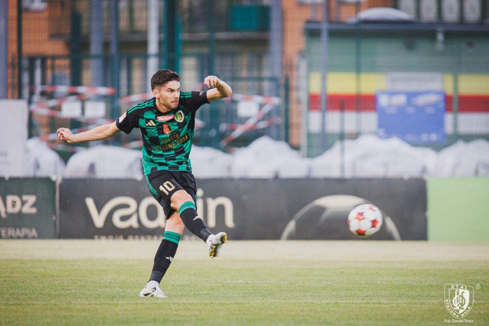 Maksymilian Hebel zdobył bramkę z połowy boiska! (fot. Daniel Tracz/ Stal Stalowa Wola)