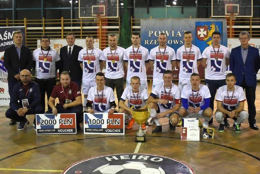 Heiro Rzeszów po trzech latach przerwy wygrało Heiro Futsal Cup. (fot. Heiro)