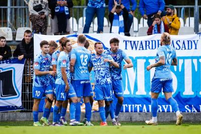 Wstrząs w Hutniku! Lider 2 ligi bez sponsora, piłkarze mogą odejść