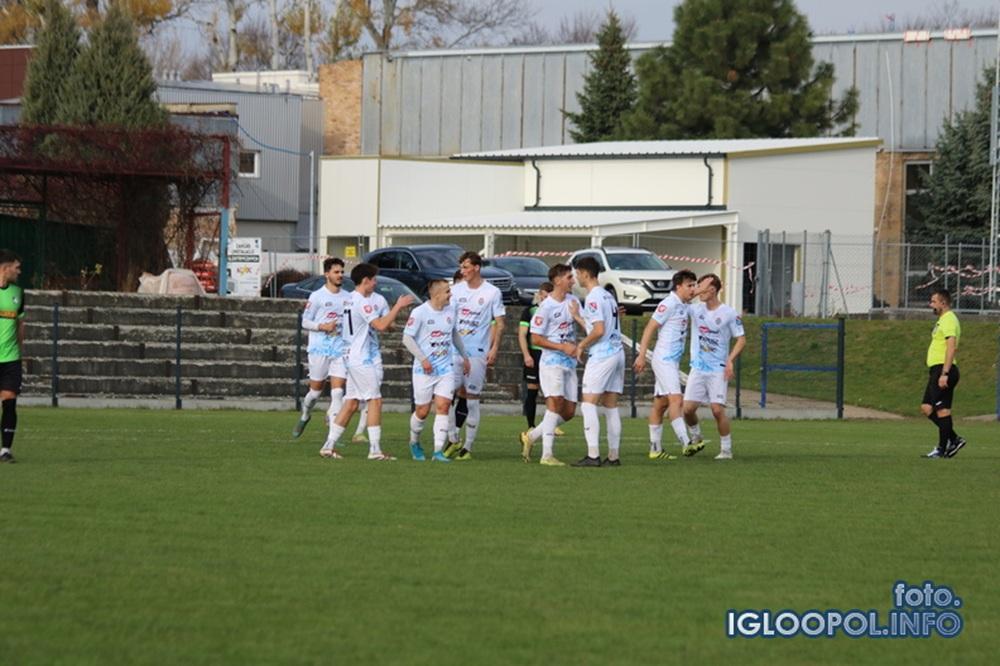 Igloopol Dębica przegrał z Błażowianką Błażowa (fot. Igloopol.info)