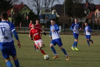 Po ciężkim meczu Błękitni Ropczyce wygrali u siebie z Piastem Tuczempy