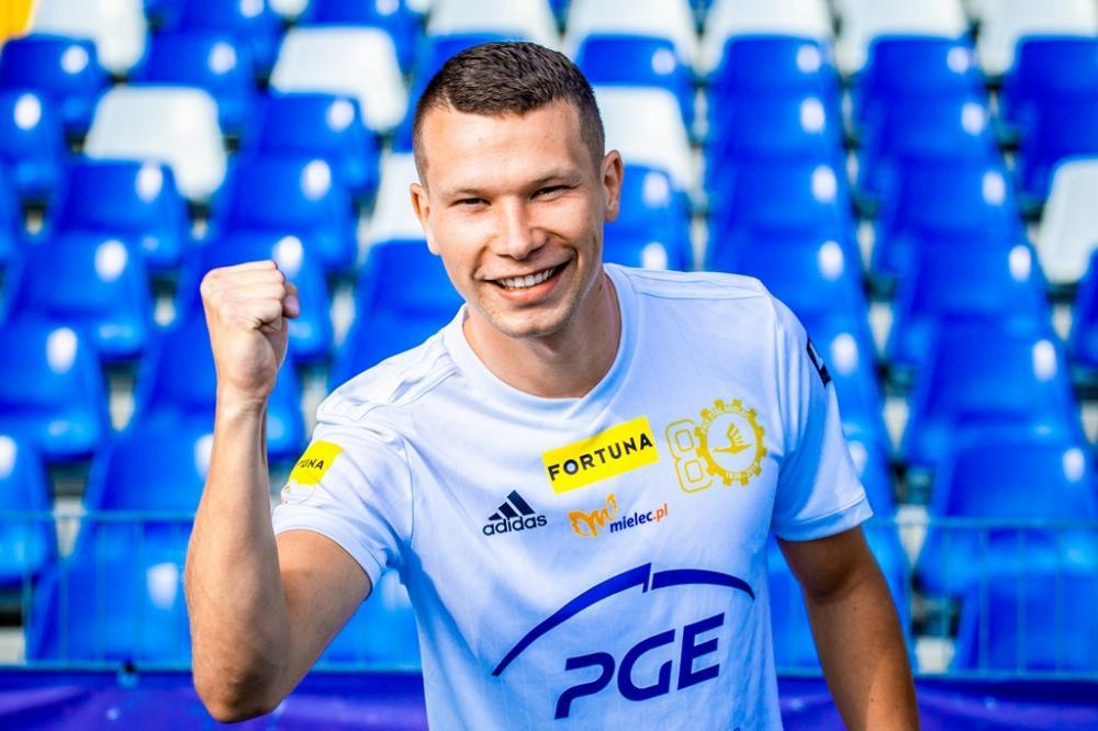 Mateusz Mak w Stali Mielec występuje od początku sezonu 2019/2020 (fot. stalmielec.com)