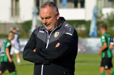 Na zdjęciu Ireneusz Pietrzkowski, szkoleniowiec Stali Stalowa Wola.