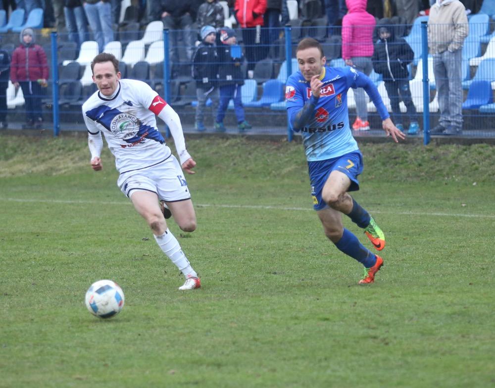 JKS Jarosław w białych strojach (fot. Patryk Górecki / archiwum)