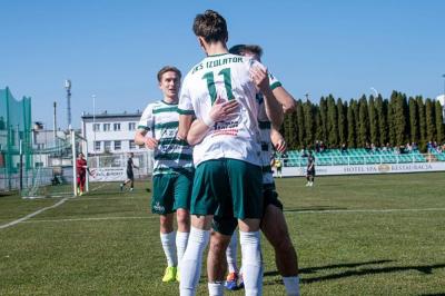 Izolator zdominował Polonię. Gospodarze pewnie sięgnęli po trzy punkty