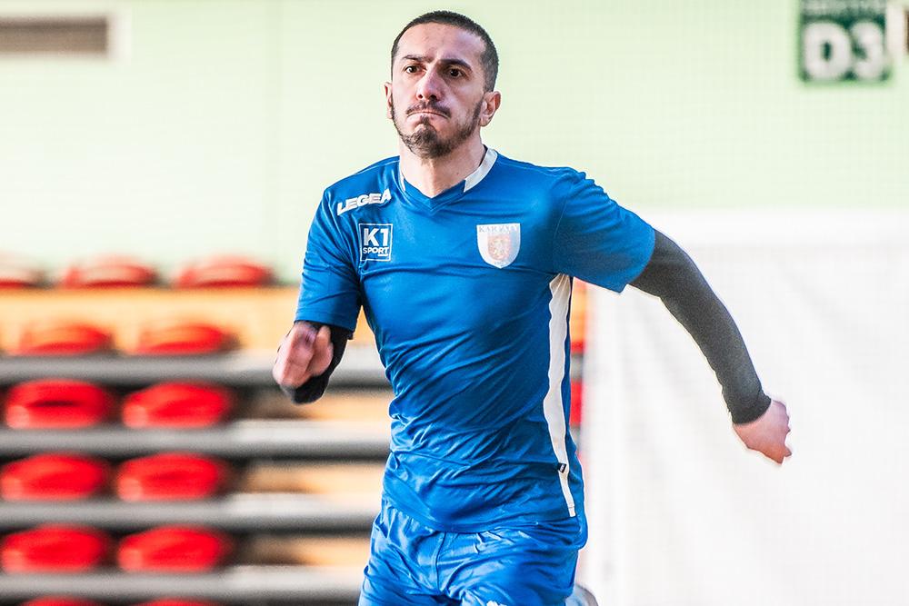 Jaba Pkhakadze przenosi się z Karpat Krosno do Cosmosu Nowotaniec (fot. Konrad Kwolek)