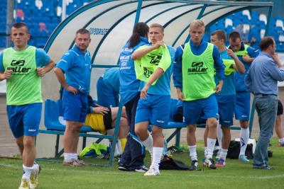 Jacek Sowa (drugi z prawej) będzie w nadchodzącym sezonie prowadził Głogovię Głogów Małopolski. (fot.archiwum)