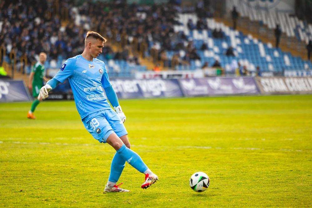 Jakub Mądrzyk po roku opuszcza Stal Mielec. (fot. Stal Mielec)