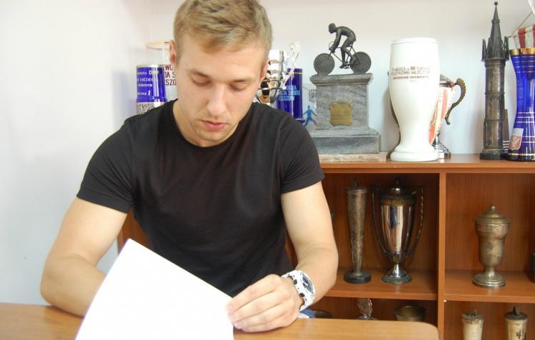 Jakub Ząbkiewicz jeszcze niedawno bronił barw trzecioligowej Resovii (fot. cwks-resovia.pl)