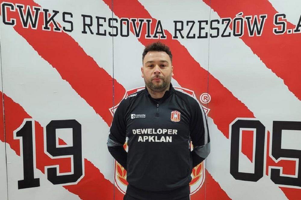 Jakub Żukowski będzie asystentem Mirosława Hajdo w Resovii. (fot. Resovia)
