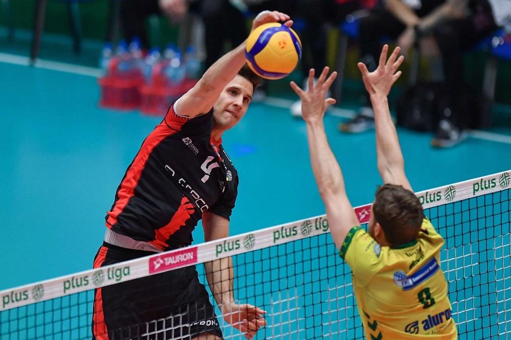 Jan Kozamernik (na zdjęciu z lewej) odchodzi z Asseco Resovii (fot. Asseco Resovia)