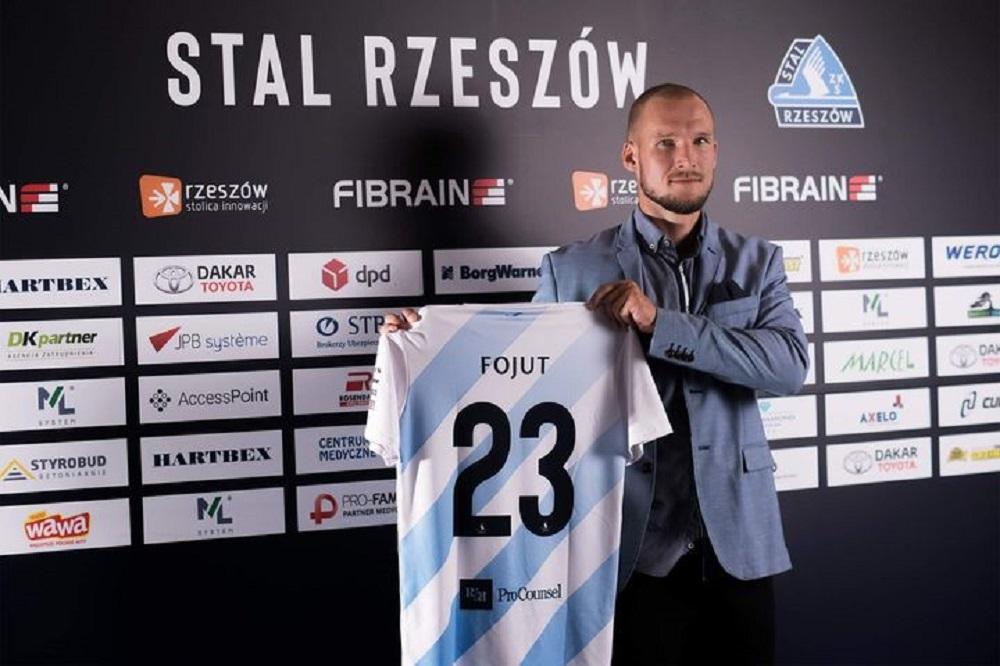 Jarosław Fojut przez najbliższe dwa sezony będzie bronił barw Stali Rzeszów. (fot. Stal Rzeszów)