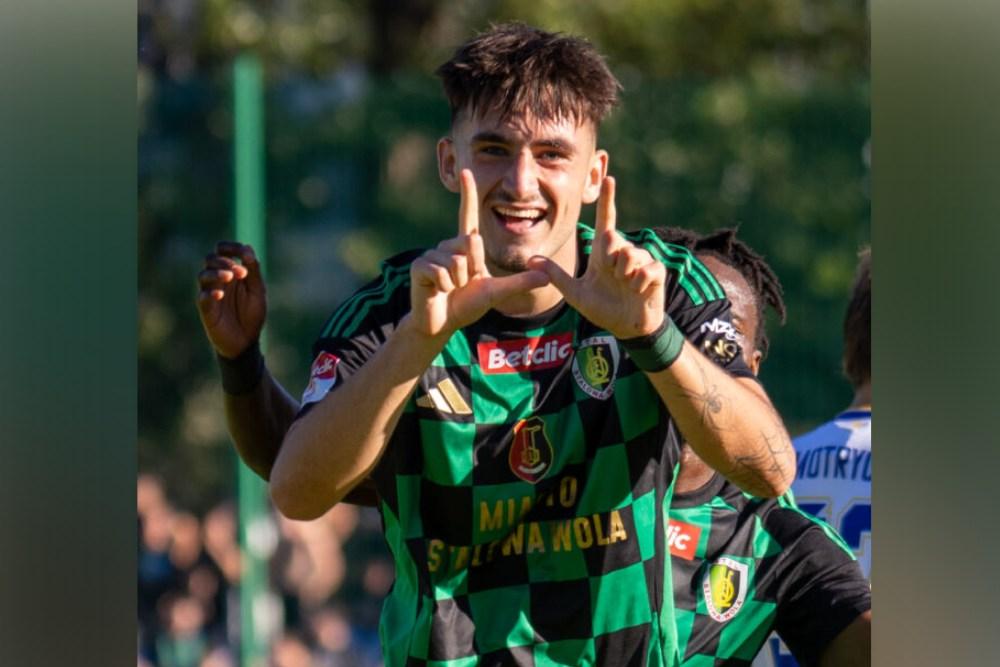 Jakub Jeleń strzelił Zawiszy Bydgoszcz trzy gole (fot. Daniel Tracz / stal1938.pl)