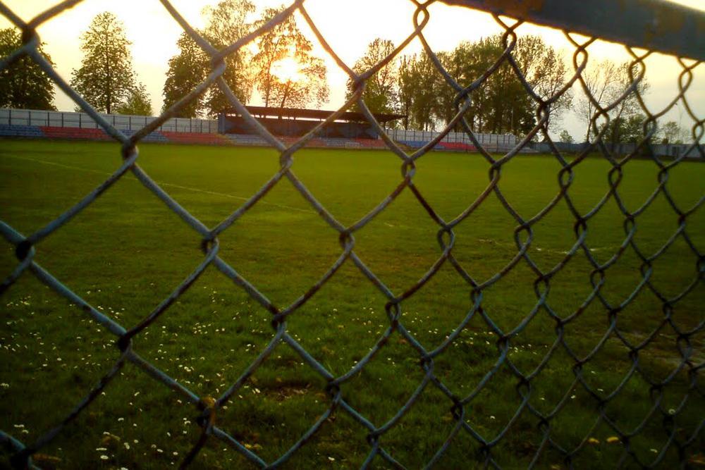 JKS Jarosław został ukarany odjęciem 4 punktów. Podkarpacki ZPN nałożył także na klub nadzór finansowe (fot. mapio.net)