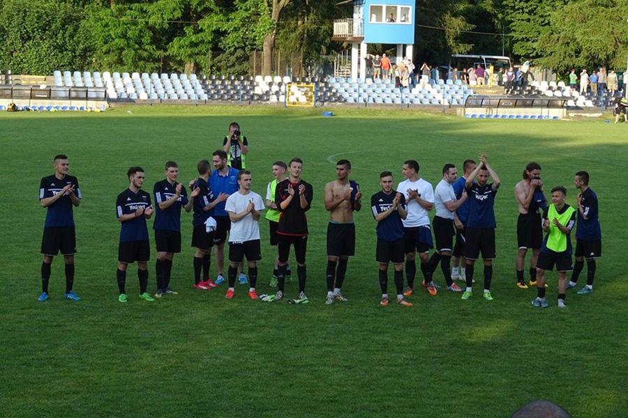 JKS Jarosław zagra w 3 lidze w sezonie 2016/2017 (fot. facebook.com/klub100jks)