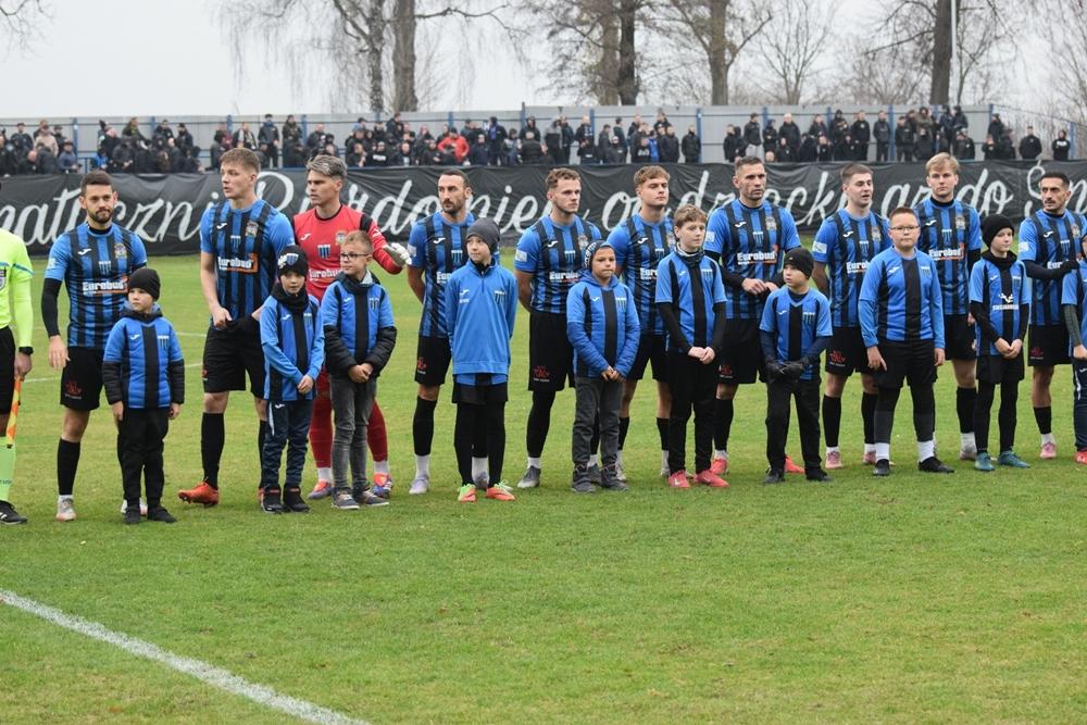 JKS Jarosław pokonał Karpaty Krosno (fot. Dominik Budzowski)