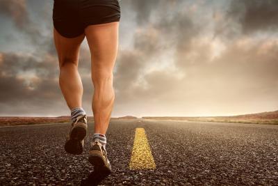 Źle dobrane obuwie do biegania przyczyną wielu kontuzji