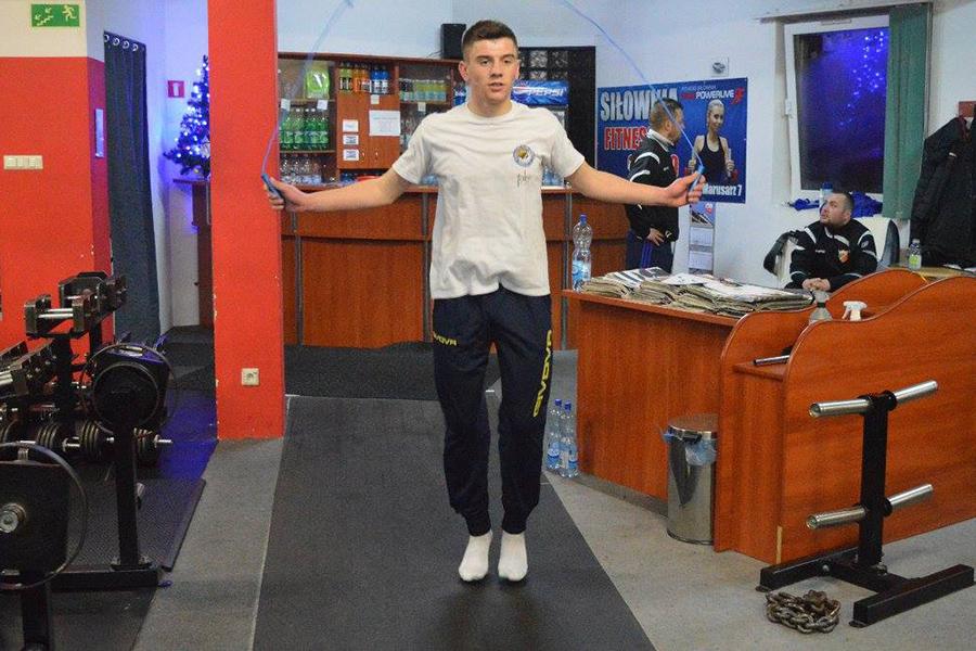 Kamil Chochołowicz jest jednym z kandydatów do gry w Karpatach Krosno (fot. Wolania Wola Rzędzińska)