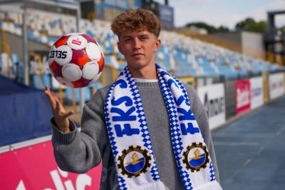 Kamil Cybulski wrócił do Stali Mielec z Widzewa Łódź. W pierwszym meczu zdobył dwa gole (fot. stalmielec.com)