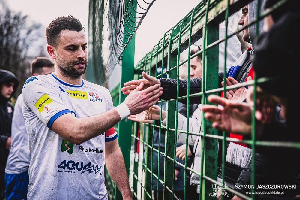 Kamil Biliński po 3,5 sezonach pożegnał się z Podbeskidziem Bielsko-Biała. (fot. Szymon Jaszczurkowski/Podbeskidzie)
