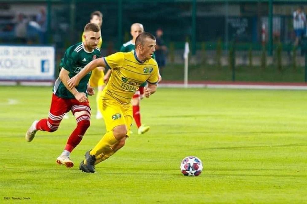 Kamil Jakubowski szuka klubu w 3 lidze. (fot. Tomasz Sowa)