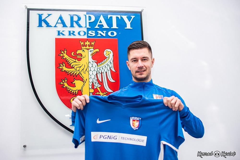 Kamil Radulj będzie grał ostatecznie w Karpatach Krosno! (fot. Konrad Kwolek)