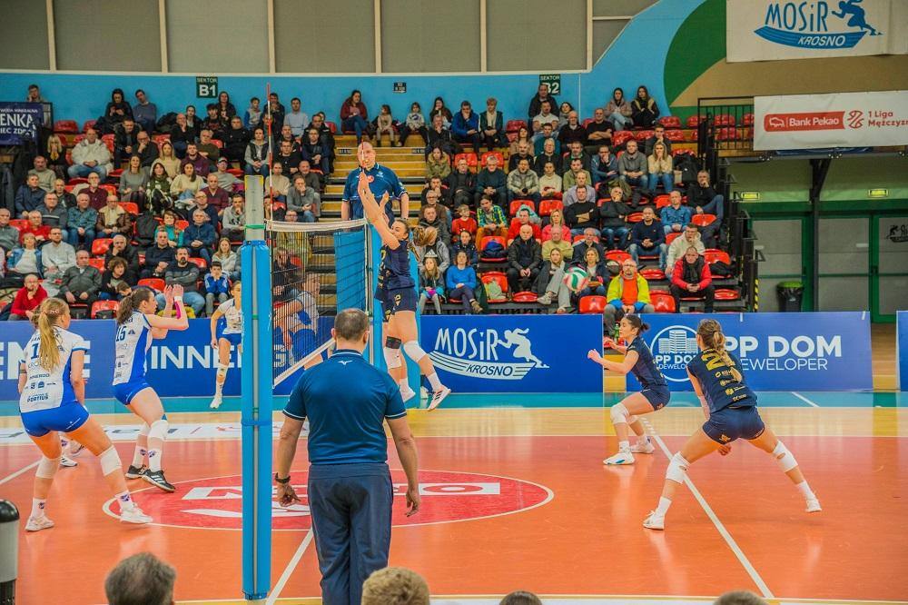 Karpaty Krosno przegrały 0-3 z KS Enea Piła! (fot. Karpaty-PANS