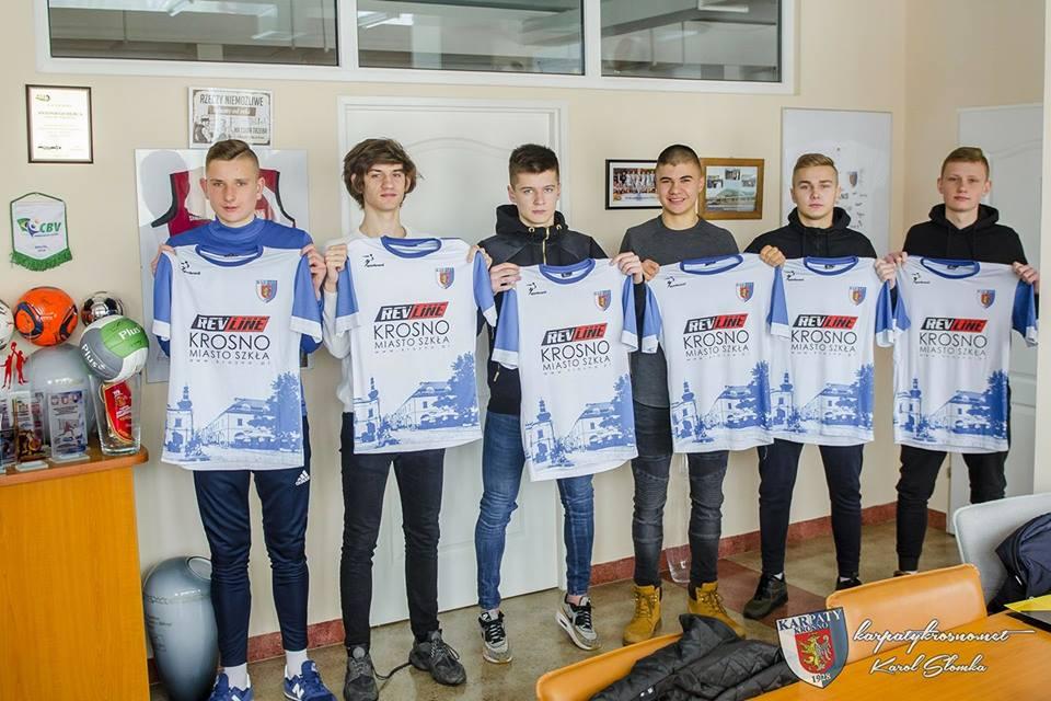 fot.facebook.com/KSKarpatyKrosno/