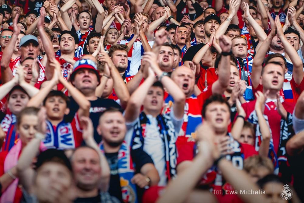 Mecz Wisły Kraków ze Śląskiem Wrocław odbędzie się przy komplecie publiczności. (fot. Ewa Michalik)