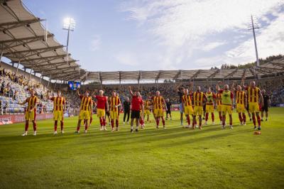 Arka i Korona się punktami [SKRÓT MECZU]