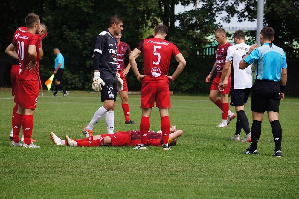 Watkem Korona Rzeszów przegrała z Legionem Pilzno 1-2. (fot. Kuba Noworól)