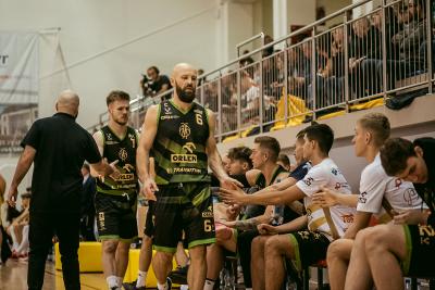 Miasto Szkła Krosno pokonuje wyżej notowany zespół WKK Wrocław