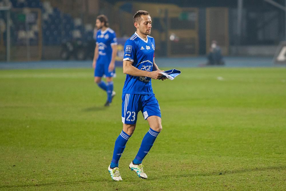 Na zdjęciu Krystian Getinger, kapitan PGE FKS Stali Mielec (fot. Radosław Kuśmierz)