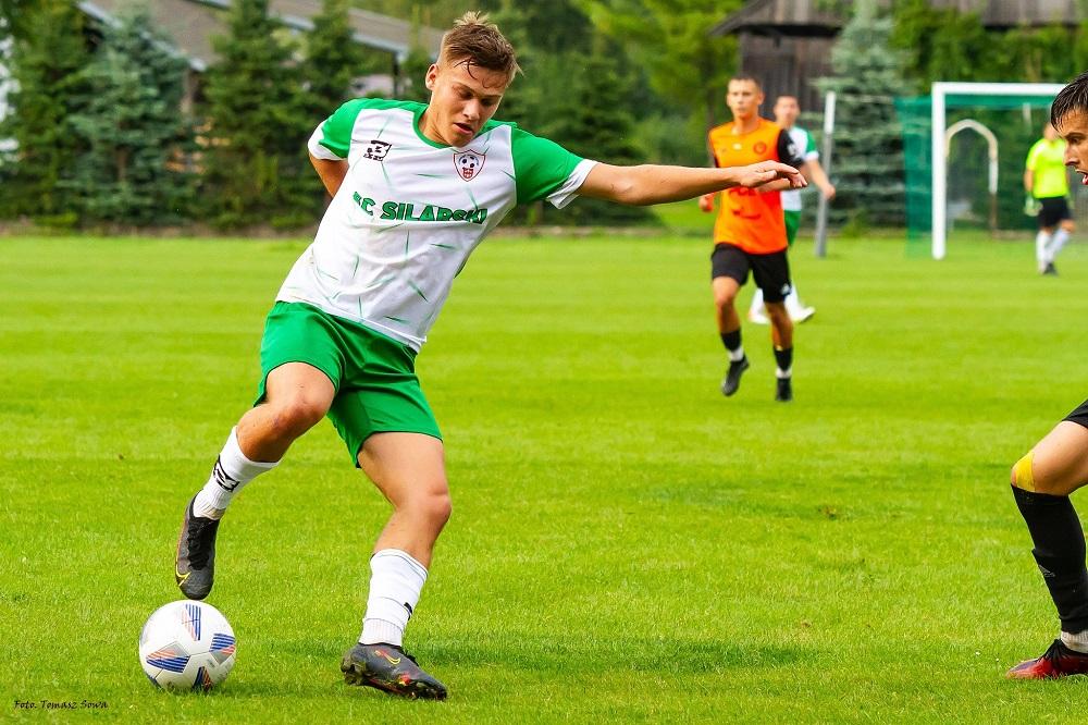 Cosmos Nowotaniec pokonał na wyjeździe Sokół Kolbuszowa Dolna! (fot. Tomasz Sowa)