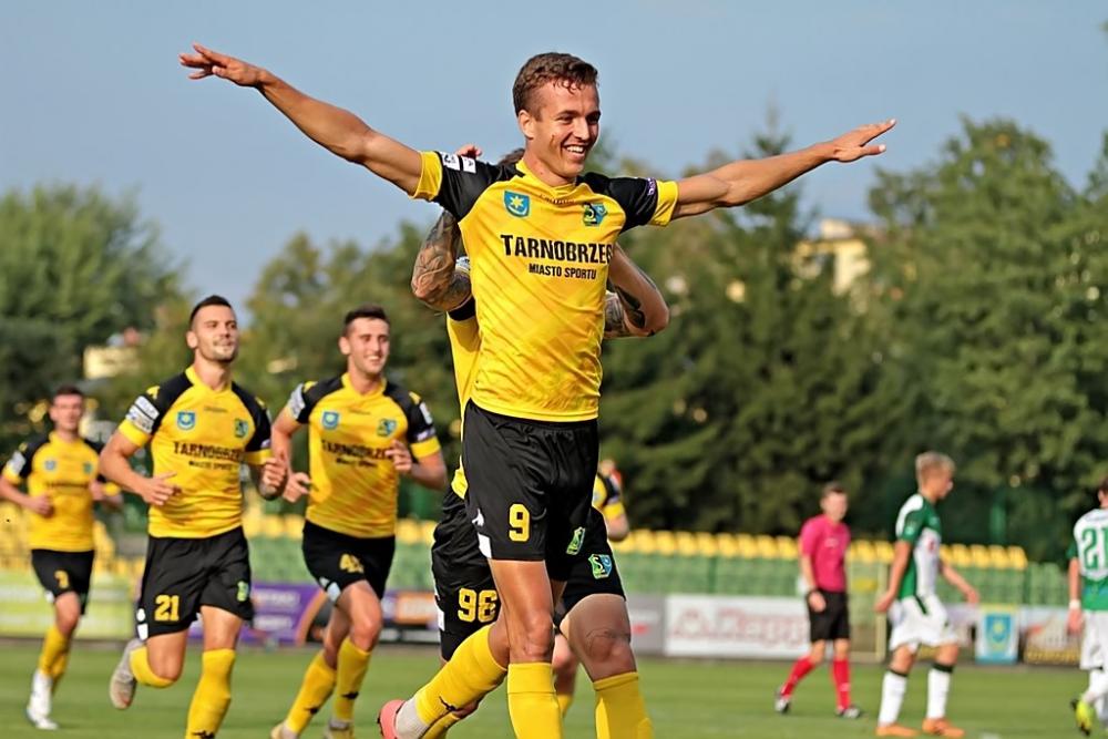 Krzysztof Ropski przez kilka sezonów grał w Siarce Tarnobrzeg. Teraz został piłkarzem Skry Częstochowa
