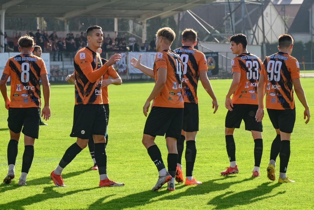  KSZO Ostrowiec Świętokrzyski zremisował 1-1 z Pogonią-Sokołem Lubaczów  (fot. KSZO Ostrowiec Świętokrzyski)