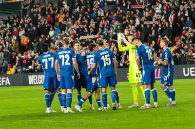 Lech wypuścił zwycięstwo z Rayo Vallecano. Gol Antoniego Kozubala