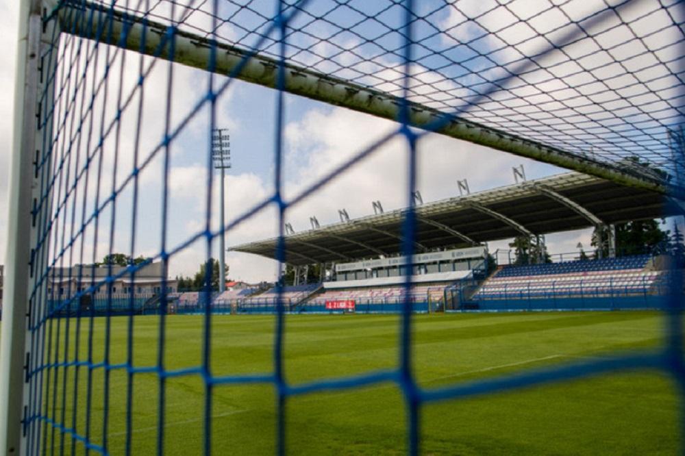 Lech II Poznań będzie w tym sezonie grał domowe mecze bez udziału publiczności. (fot. Przemysław Szyszka) 
