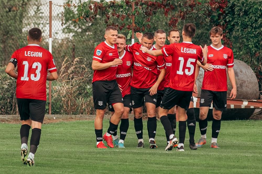 Piłkarze Legionu Pilzno rozegrają w zimie 8 sparingów (fot. facebook.com/KSLegionPilzno)