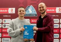 Wychowanek zostaje na dłużej. Mateusz Leniart z nowym kontraktem w Stali