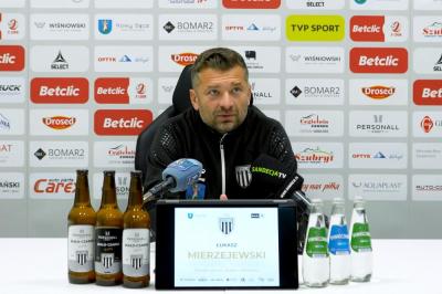 Łukasz Mierzejewski nie jest już trenerem Sandecji Nowy Sącz