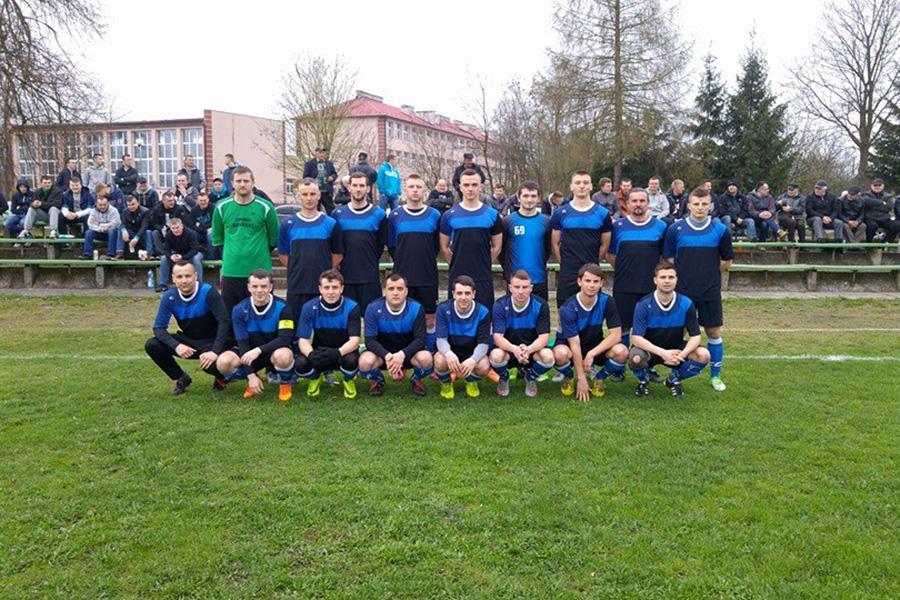 Zawodnicy LZS-u Jadachy mają dobry sezon i mogą zakończyć go ogromnym sukcesem (fot. facebook LZS-u Jadachy)