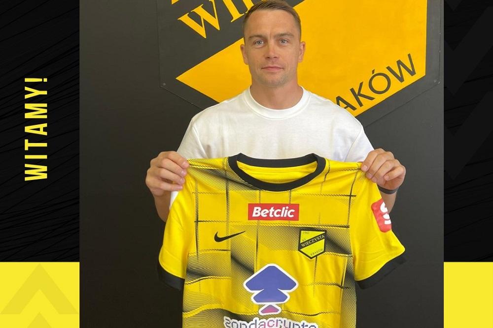 Maciej Gajos został piłkarzem Wieczystej Kraków! (fot. Wieczysta)