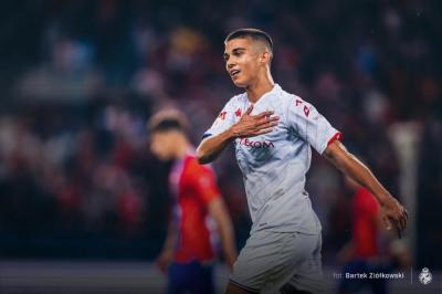 Kluczowy zawodnik zostaje na dłużej w Wiśle Kraków