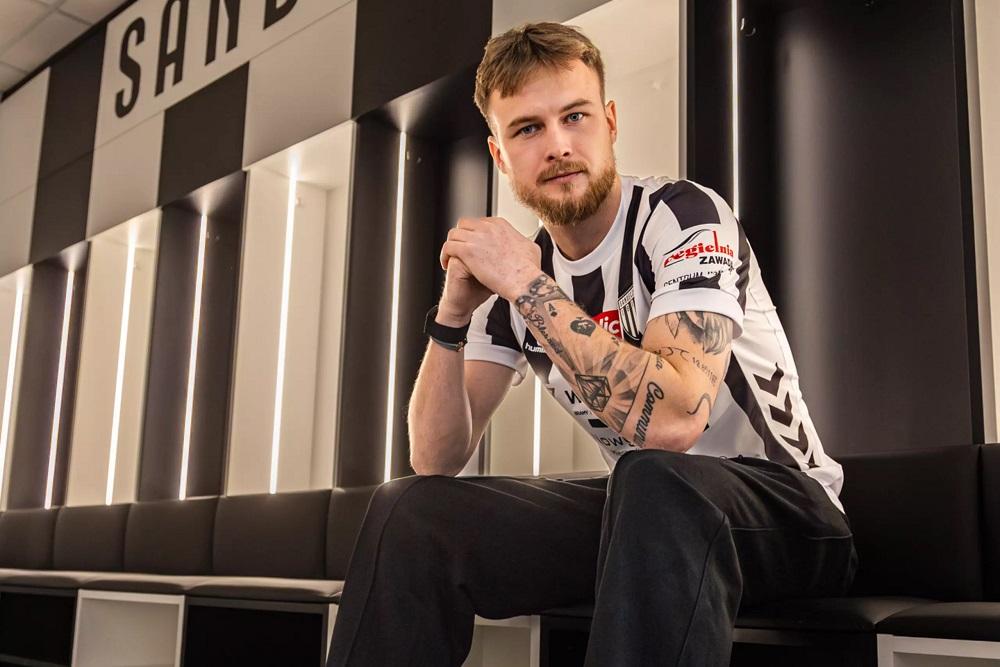 Maciej Żurawski został piłkarzem Sandecji Nowy Sącz! (fot. Sandecja)