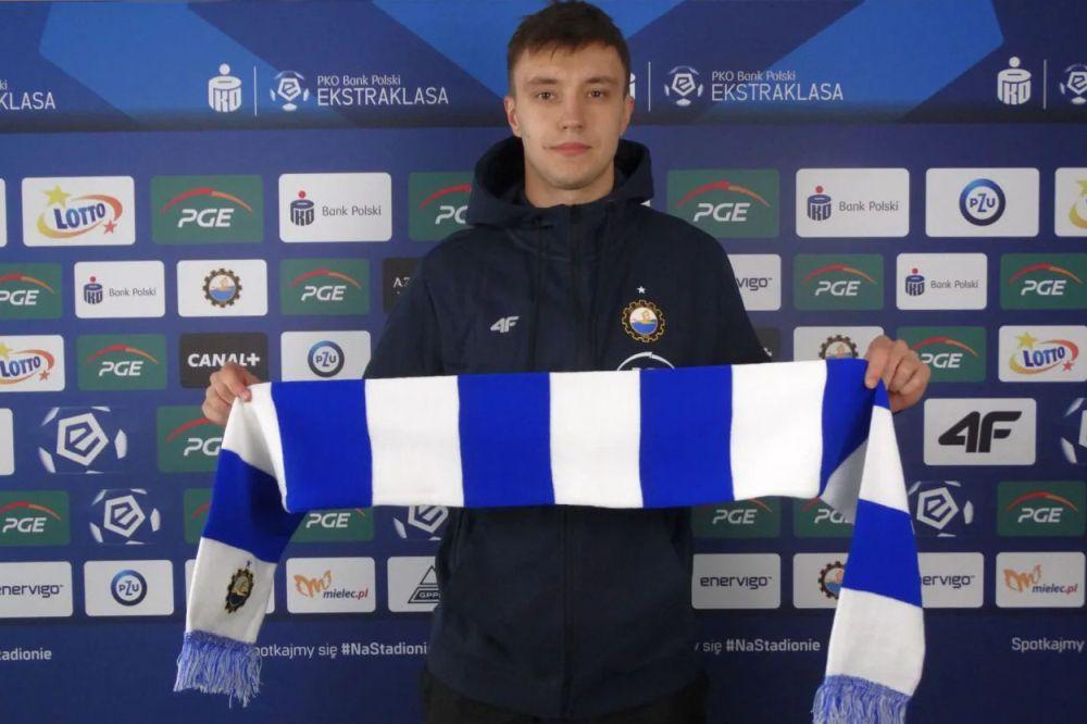 Maksymilian Pingot powołany do reprezentacji Polski U-21 (fot. stalmielec.com)