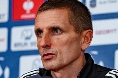 Marcin Brosz po porażce z Cracovią: Zbyt późno zagraliśmy odważnie