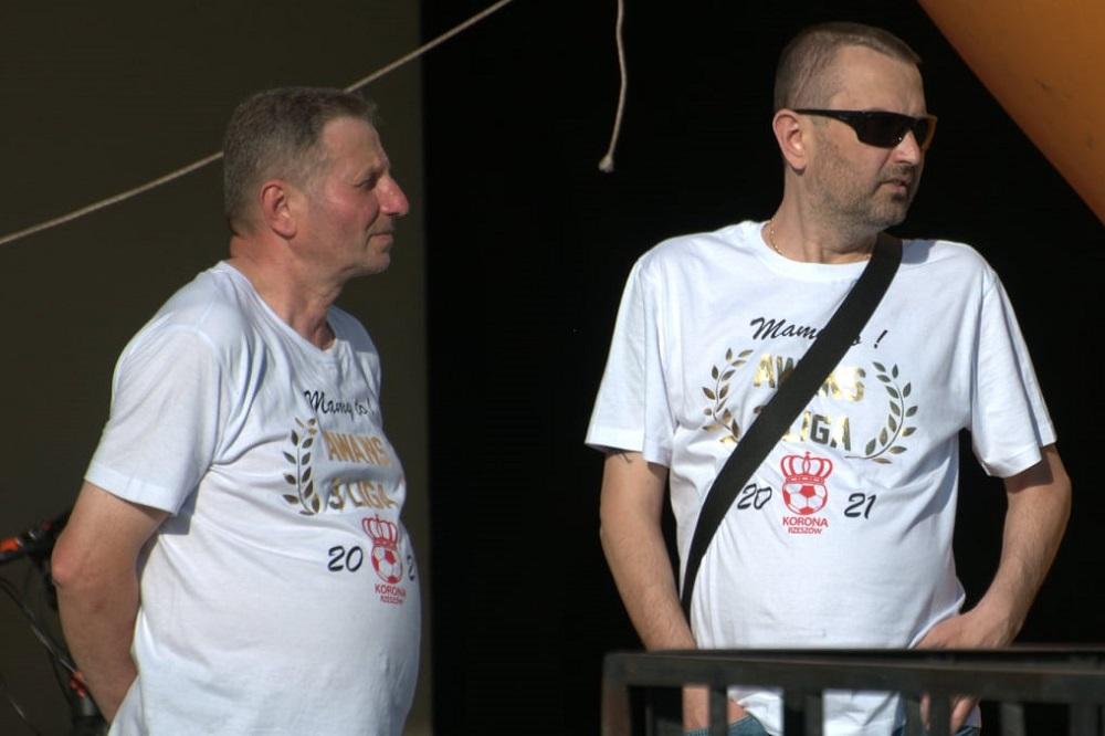 Marcin Puszkarewicz (po prawej) mówi, że decyzja o zwolnieniu Grzegorza Opalińskiego dojrzewała od kilku miesięcy. (fot. Kuba Noworó)